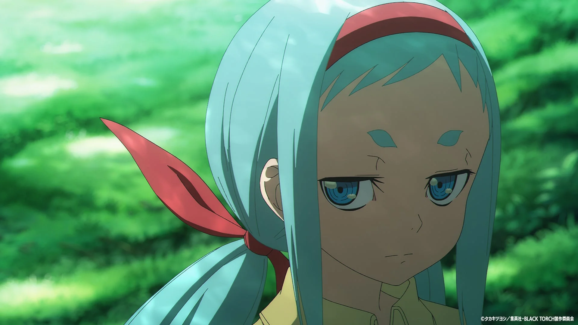 青髪の少女