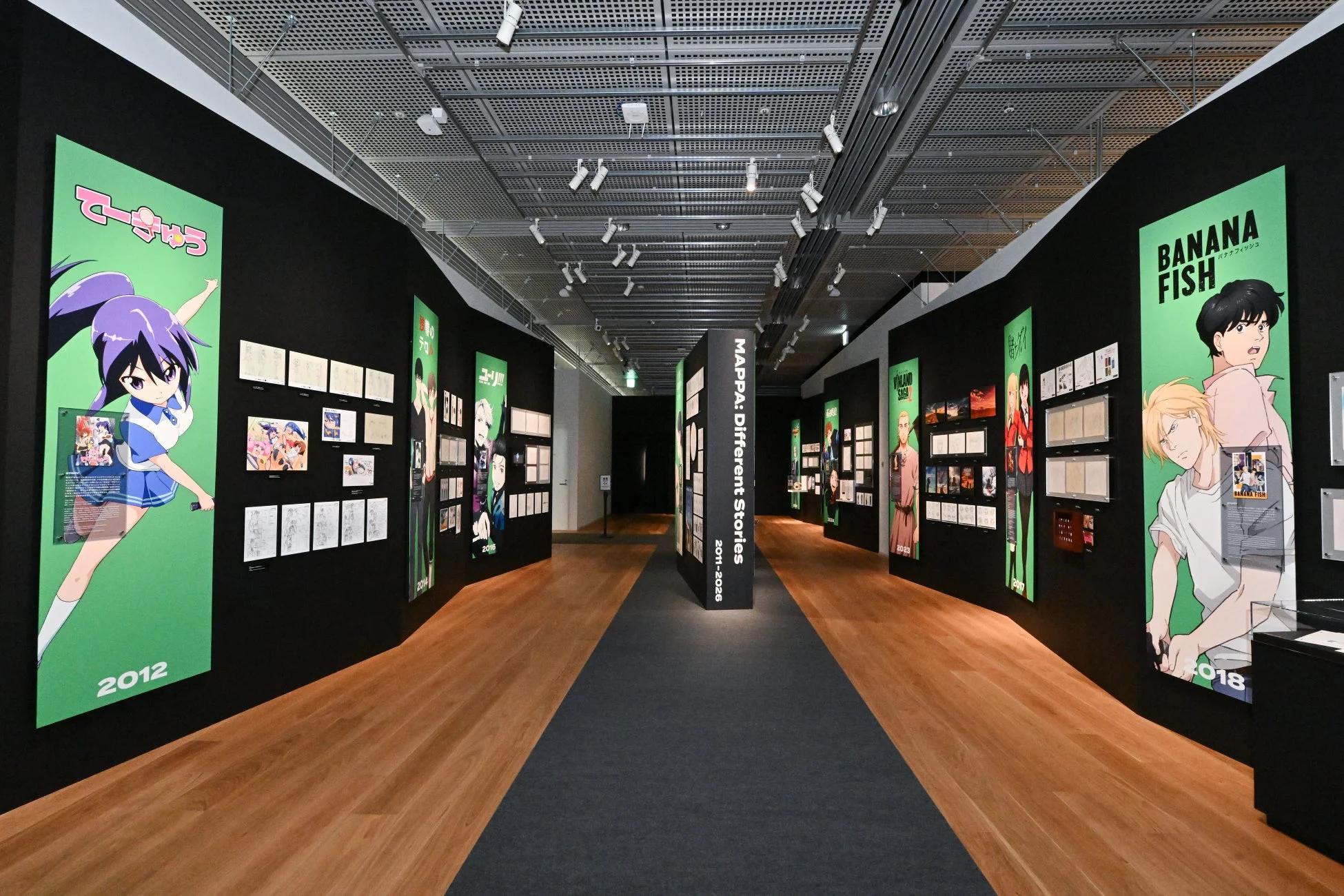 MAPPA制作作品のパネル展示